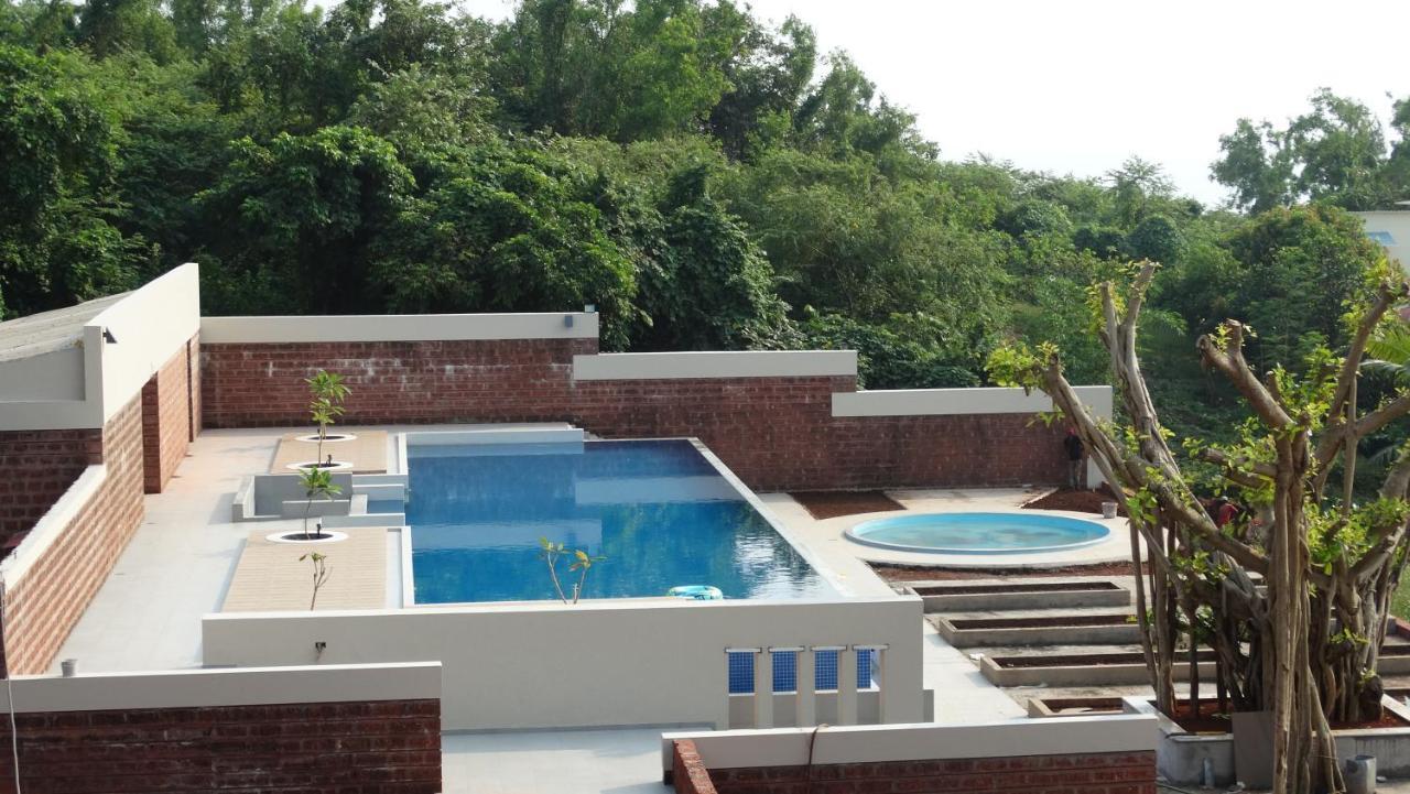 Abhishek Beach Resort And Spa Ganpatipule Exterior foto