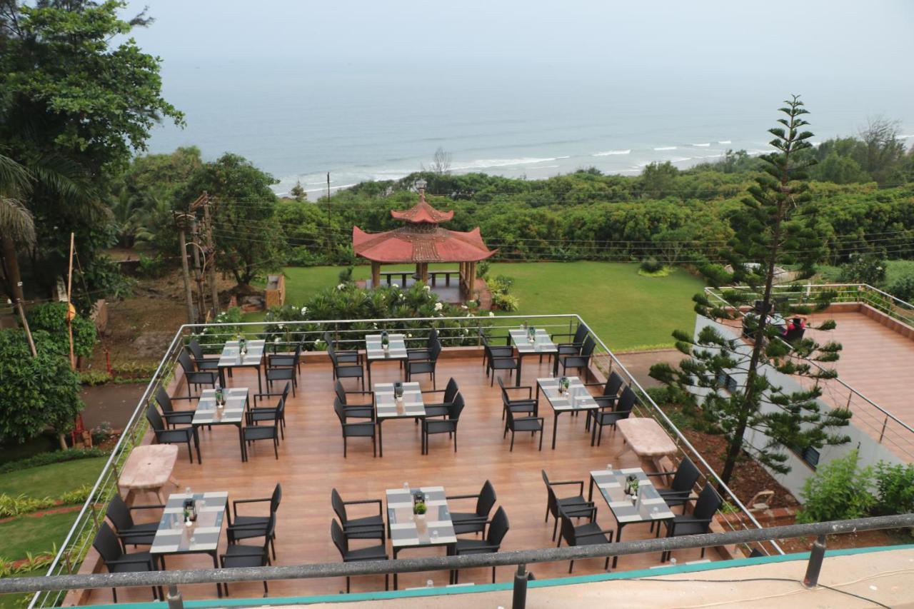 Abhishek Beach Resort And Spa Ganpatipule Exterior foto